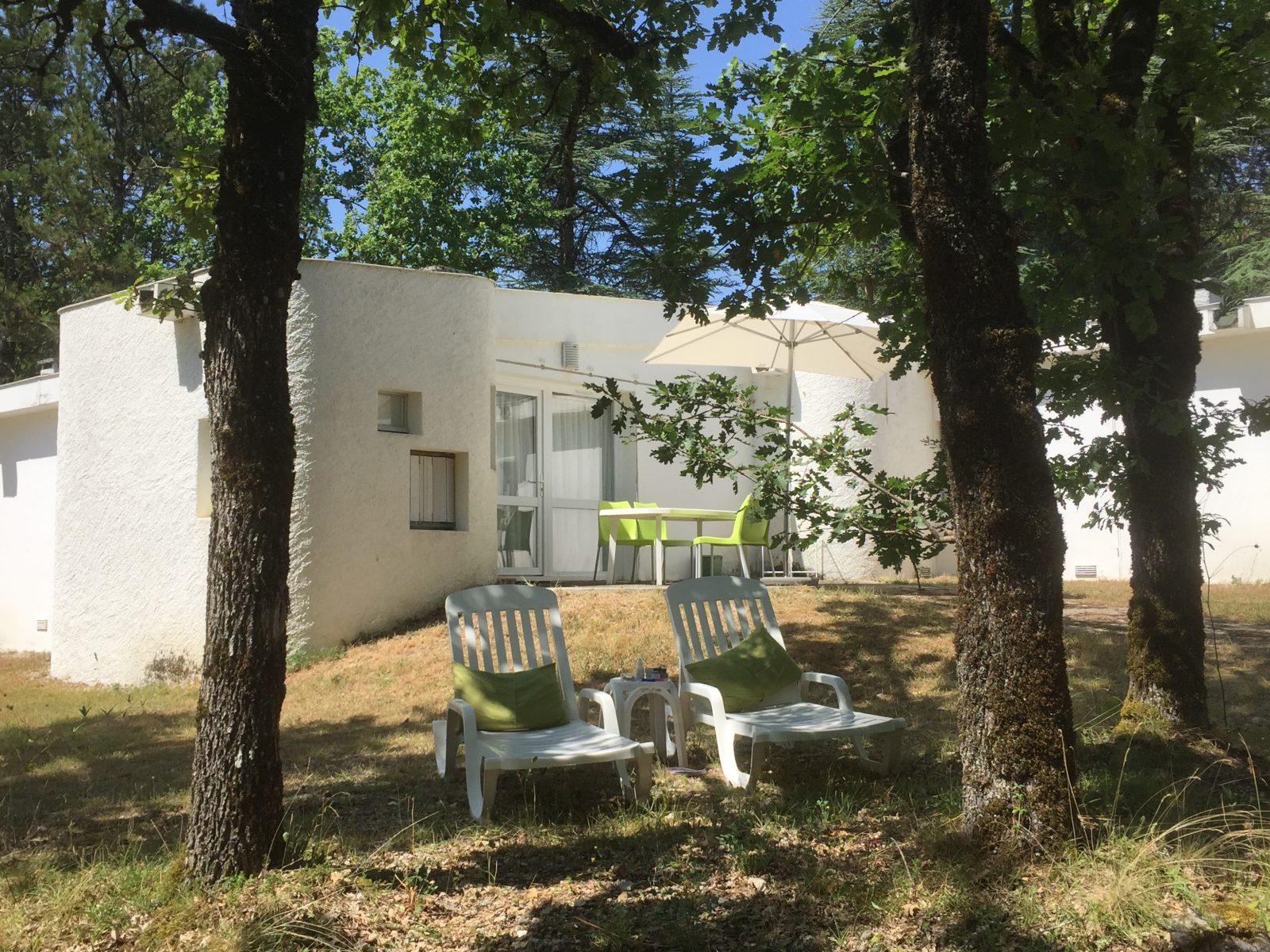 maisonnette gîte au coeur de la forêt